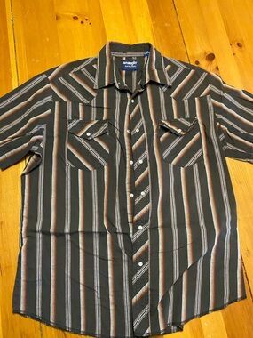 Wrangler Men's Short-Sleeve Striped Button-Down Shirt - Black, Brown & White